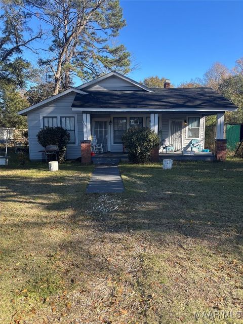 Photo of 120 Jackson Street, Selma, AL 36701 (MLS # 582407)