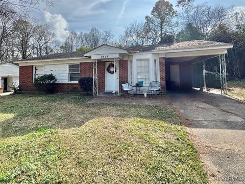 Photo of 3506 FARWOOD Drive, Montgomery, AL 36109 (MLS # 582629)