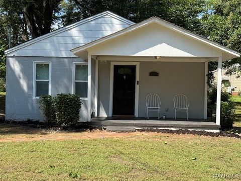 Photo of 3329 TEXAS Street, Montgomery, AL 36110 (MLS # 579804)