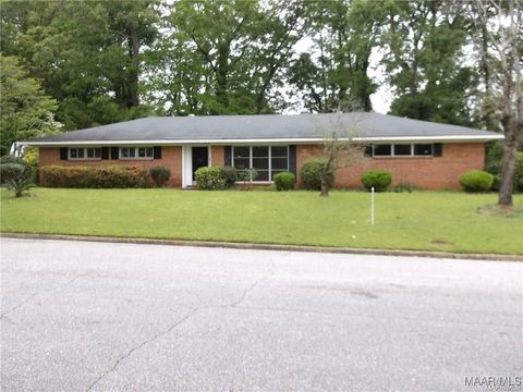 Photo of 713 SWEETEN CREEK Road, Montgomery, AL 36109 (MLS # 582373)