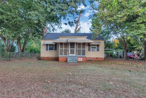 Photo of 2614 Skyline Avenue, Montgomery, AL 36107 (MLS # 580274)
