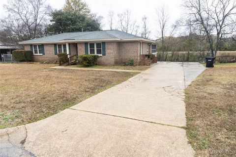 Photo of 102 Dee Drive, Montgomery, AL 36108 (MLS # 581892)