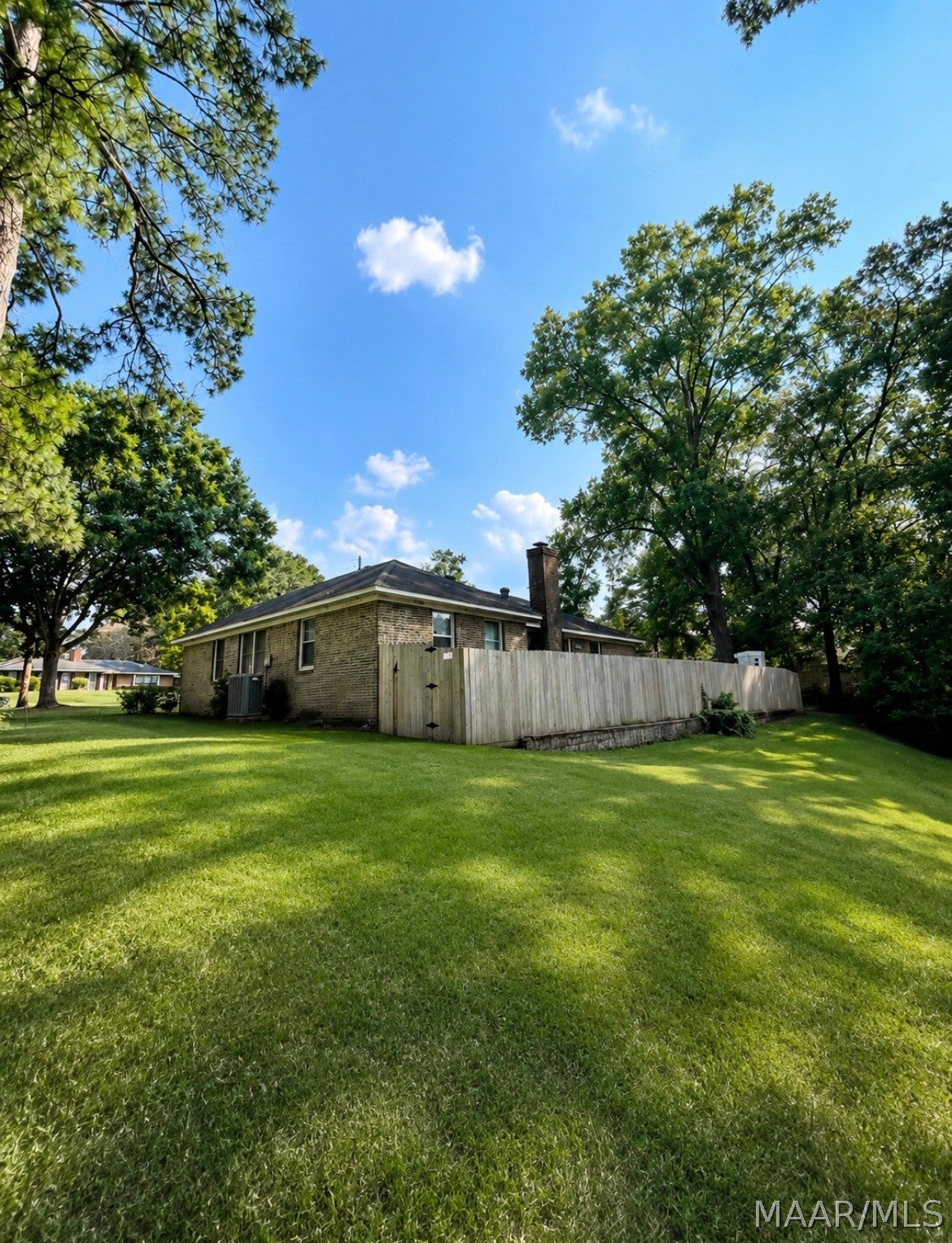 1231 Pama Court - Photo 2