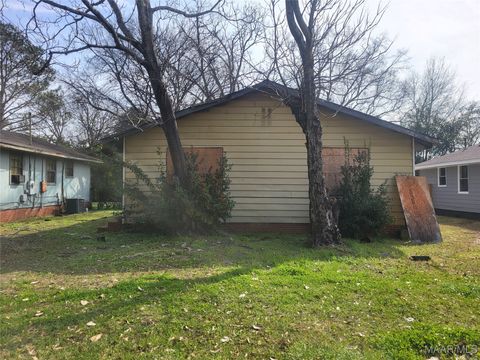 Photo of 3327 Suwanee Drive, Montgomery, AL 36108 (MLS # 583393)