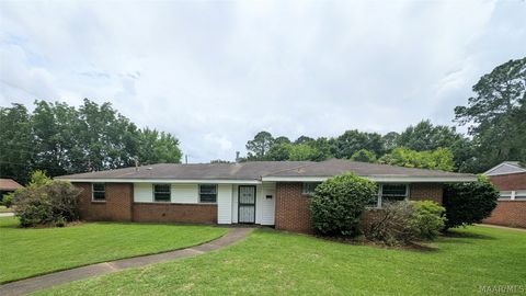 Photo of 2940 Ashley Avenue, Montgomery, AL 36109 (MLS # 586993)