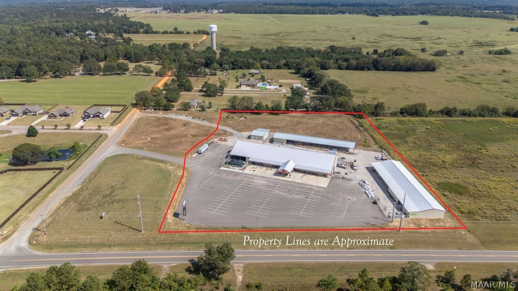 Photo 1 of 71 — 108 County Road 100, Deatsville, AL 36022