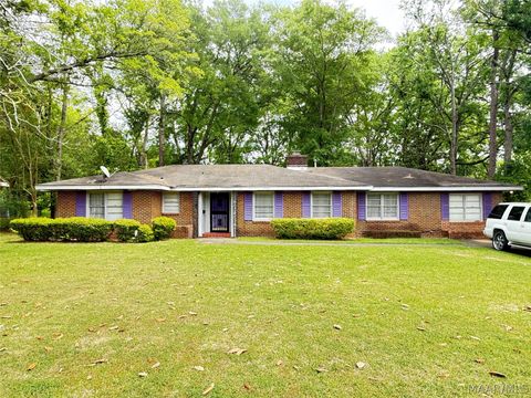 Photo of 2663 Ashlawn Drive, Montgomery, AL 36111 (MLS # 585955)