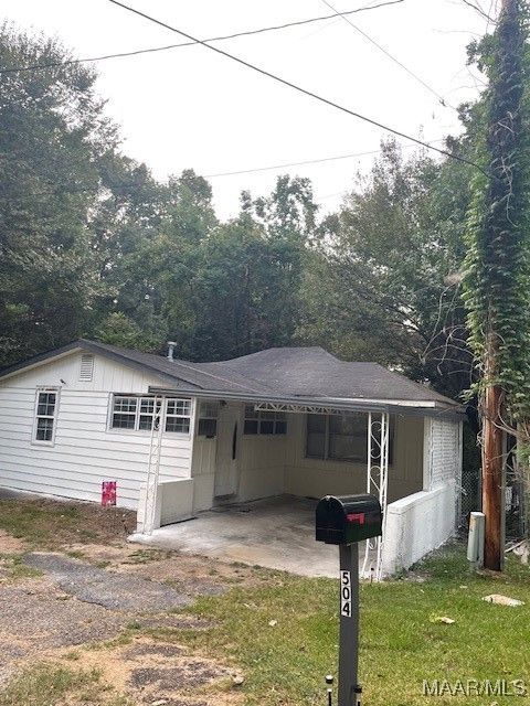 Photo of 504 W Lee Street, Tuskegee, AL 36083 (MLS # 580216)