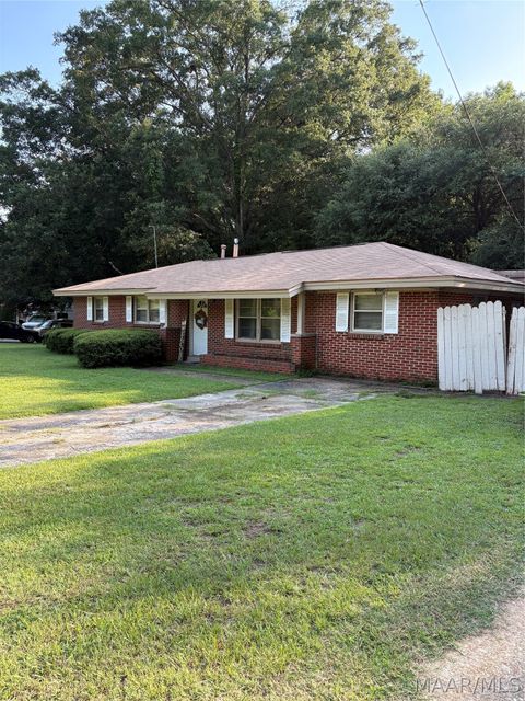 Photo of 3901 Merrifield Drive, Selma, AL 36703 (MLS # 588243)