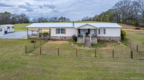 Photo of 2616 S Ann Street, Eclectic, AL 36024 (MLS # 584084)