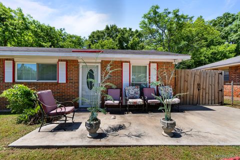 Photo of 223 Longbrook Drive, Montgomery, AL 36110 (MLS # 586371)