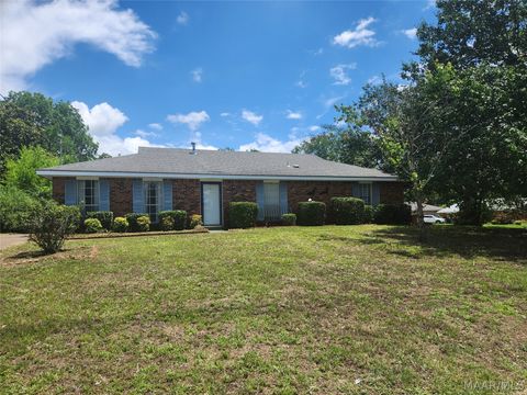 Photo of 333 Janice Street, Prattville, AL 36066 (MLS # 587004)