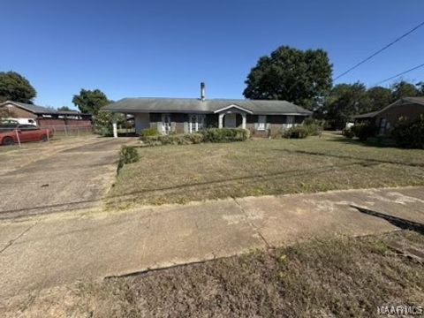 Photo of 548 Conrad Street, Montgomery, AL 36110 (MLS # 580925)