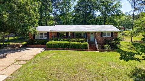 Photo of 1031 Scott Drive, Thomasville, AL 36784 (MLS # 584625)