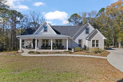 Photo of 306 Abington Street, Prattville, AL 36066 (MLS # 582408)