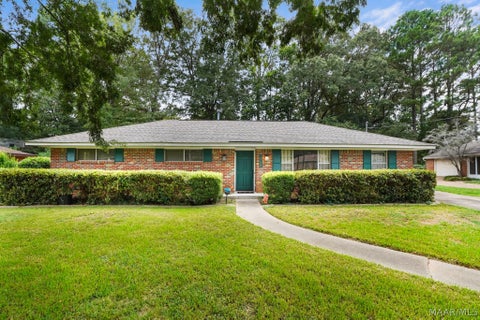 Photo of 3958 Croydon Road, Montgomery, AL 36109 (MLS # 590011)