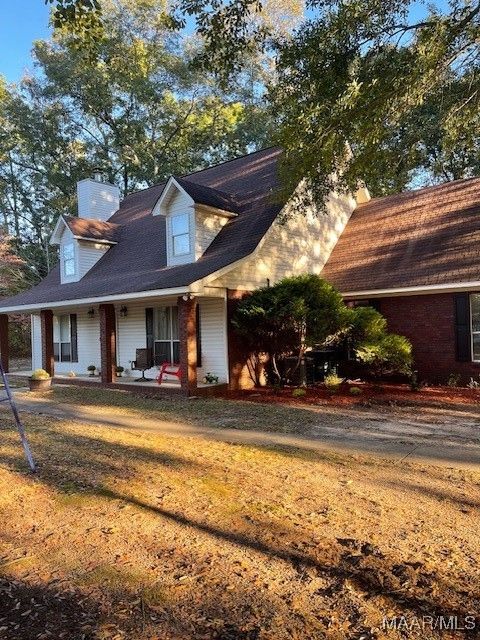 Photo of 73 Reid Circle, Deatsville, AL 36022 (MLS # 580984)