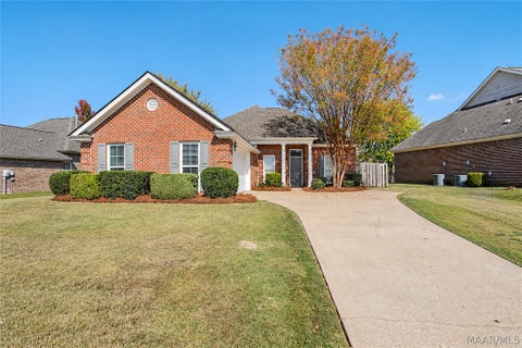 Photo of 8925 COTSWOLD Court, Montgomery, AL 36117 (MLS # 591403)