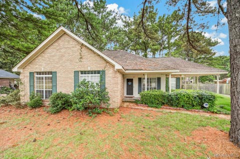 Photo of 2911 Mitchell Creek Road, Wetumpka, AL 36093 (MLS # 588978)