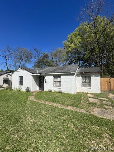 Photo of 626 W Edgemont Avenue, Montgomery, AL 36105 (MLS # 585590)