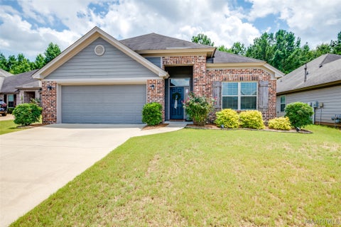 Photo of 713 Charlemont Lane, Montgomery, AL 36117 (MLS # 588362)