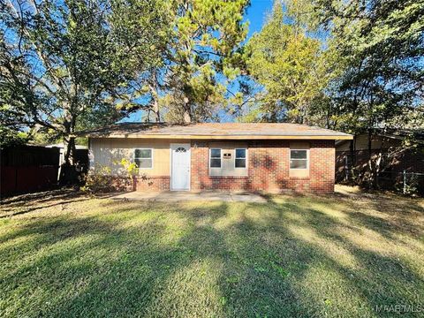 Photo of 1707 CHAMPION Street, Montgomery, AL 36110 (MLS # 582413)