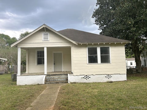 Photo of 602 6TH Street, Montgomery, AL 36110 (MLS # 590730)