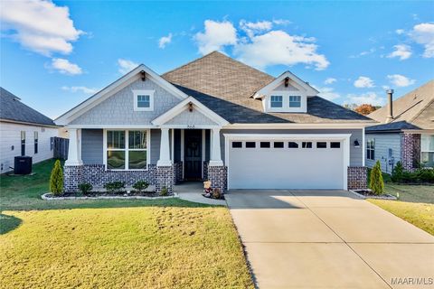 Photo of 868 Hedgefield Way, Prattville, AL 36066 (MLS # 581033)