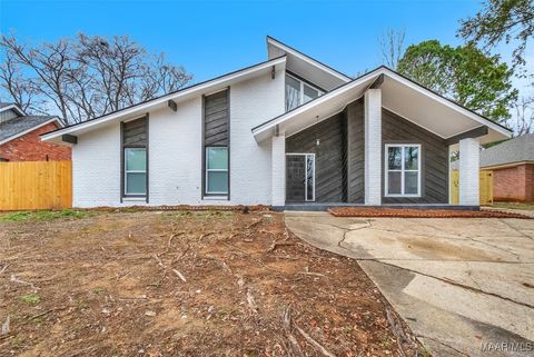 Photo of 5724 Carriage Brook Road, Montgomery, AL 36116 (MLS # 583181)