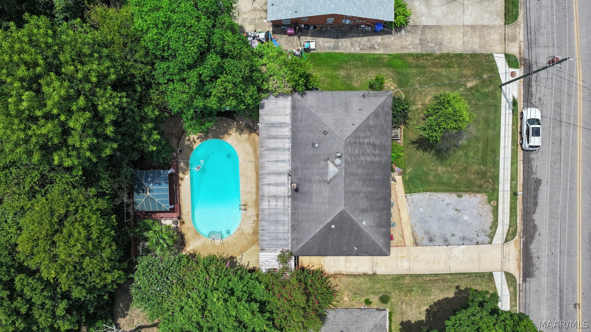 206 Sheila Boulevard - Photo 4