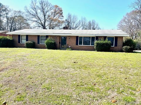 Photo of 250 Holly Ridge Drive, Montgomery, AL 36109 (MLS # 584428)