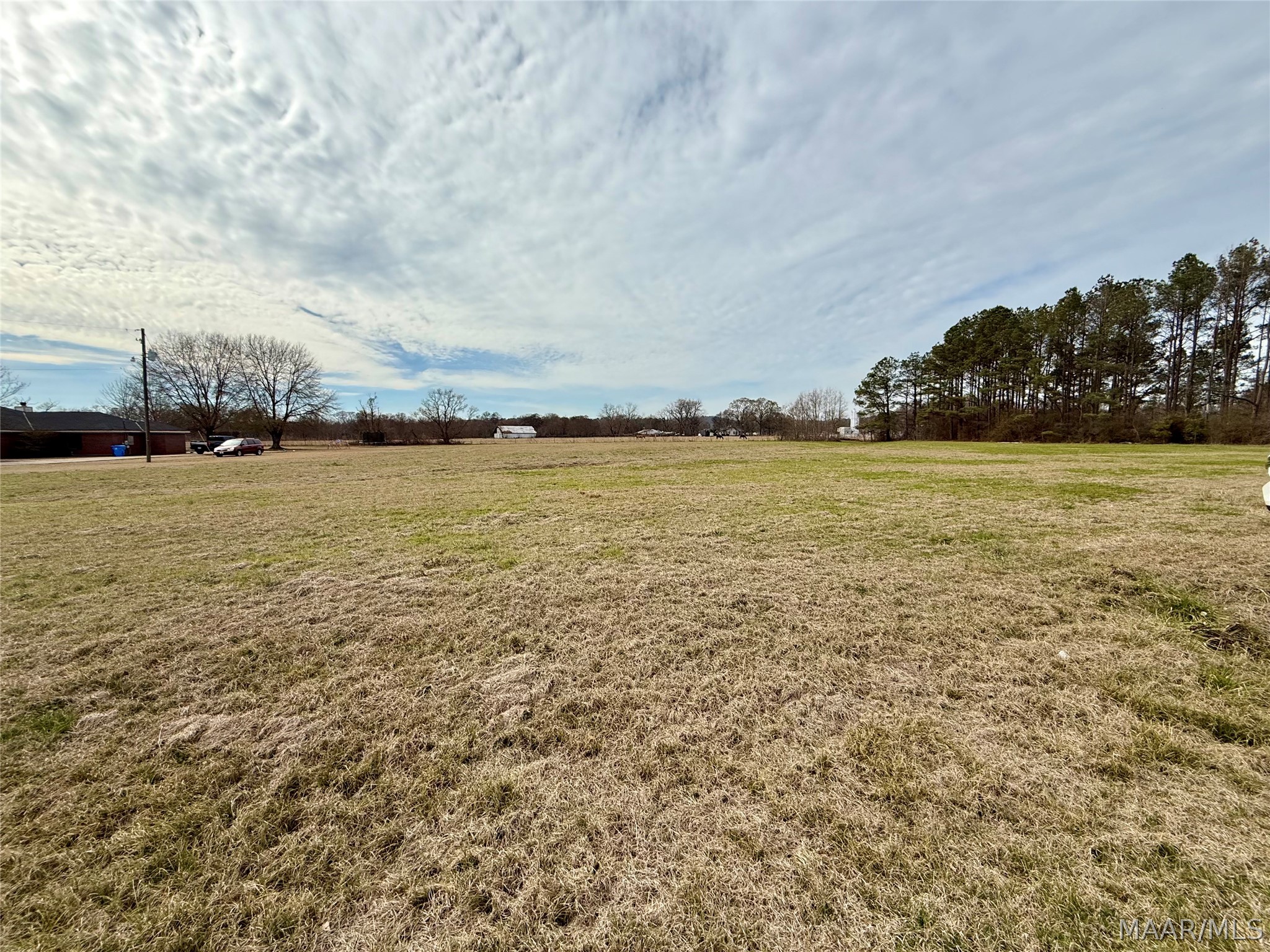 Photo 1 of 5 — 1 County Road 29, Prattville, AL 36067