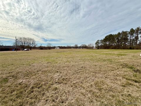 Photo of 1 County Road 29, Prattville, AL 36067 (MLS # 583704)