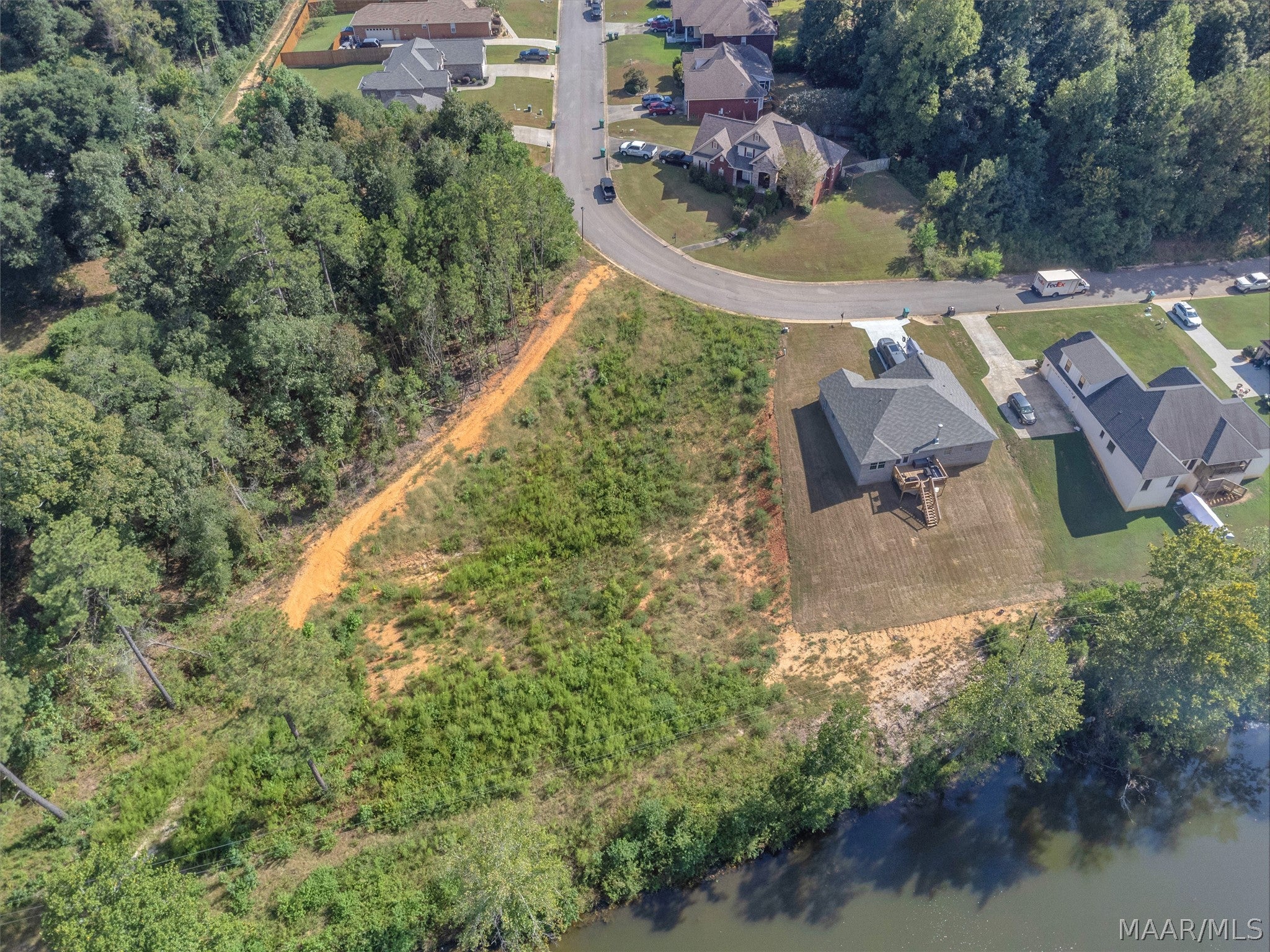 345 Brownstone Loop - Photo 2
