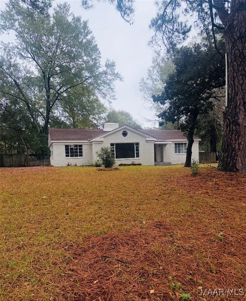 Photo of 3227 Gilmer Avenue, Montgomery, AL 36105 (MLS # 582225)