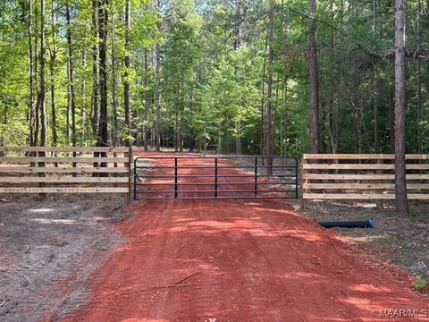 Photo of 00 Friendship Road, Tallassee, AL 36078 (MLS # 580366)