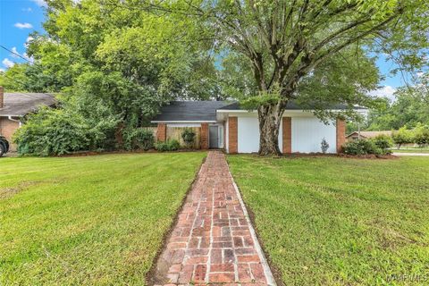 Photo of 4680 RAY Drive, Montgomery, AL 36109 (MLS # 583110)