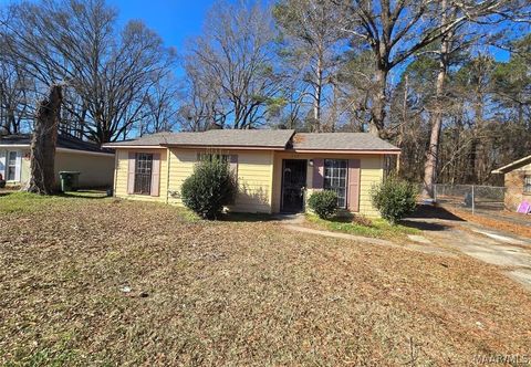 Photo of 4104 Lone Oak Drive, Montgomery, AL 36108 (MLS # 585165)