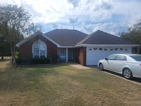 Photo of 6800 Sandfield Drive, Montgomery, AL 36117 (MLS # 580326)