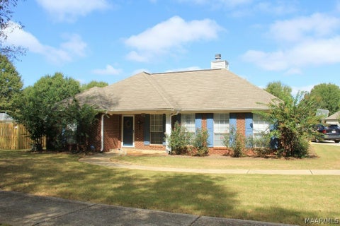 Photo of 205 Silver Stone Lane, Alabaster, AL 35007 (MLS # 590973)