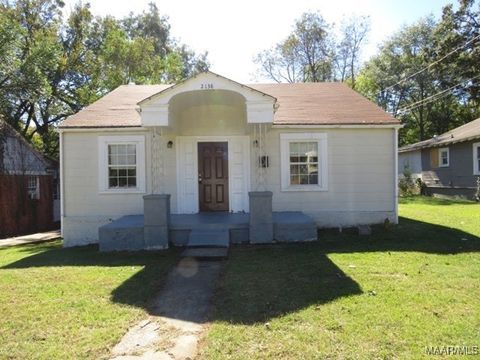 Photo of 2138 E 2nd Street, Montgomery, AL 36106 (MLS # 581527)