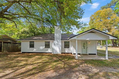 Photo of 4121 Zeigler Drive, Millbrook, AL 36054 (MLS # 585305)