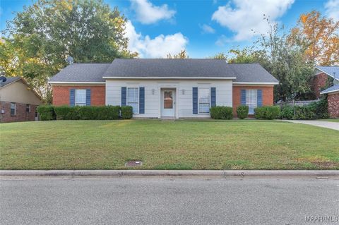 Photo of 2725 W Aberdeen Drive, Montgomery, AL 36116 (MLS # 580089)
