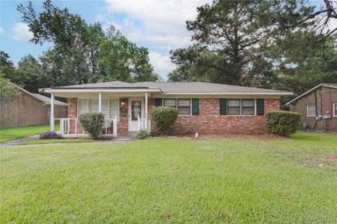 Photo of 3310 LOCH HAVEN Road, Montgomery, AL 36109 (MLS # 588385)
