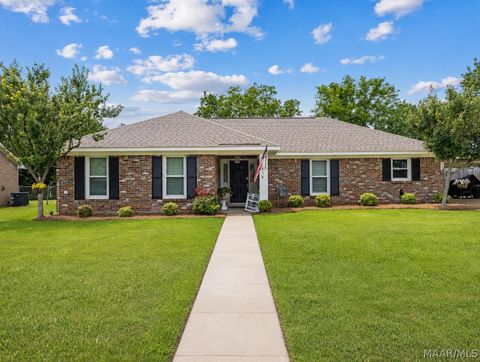 Photo of 1818 Heatherton Drive, Montgomery, AL 36106 (MLS # 588224)