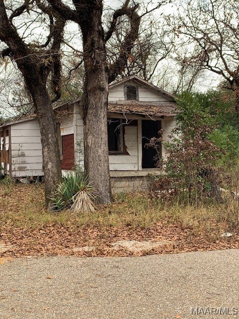 2413 West Drive - Photo 2