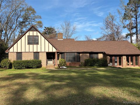 Photo of 1409 Prier Drive, Marion, AL 36756 (MLS # 584965)