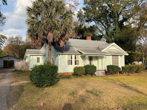 Photo of 108 Carr Street, Tallassee, AL 36078 (MLS # 581698)