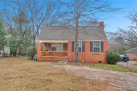 Photo of 384 Perry Hill Road, Montgomery, AL 36109 (MLS # 585150)