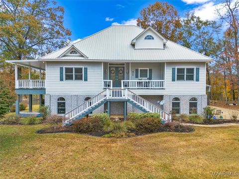 Photo of 915 County Road 946, Selma, AL 36701 (MLS # 581787)